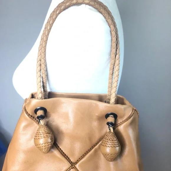 Bottega Veneta vintage authentic leather bag - Picture 3 of 16